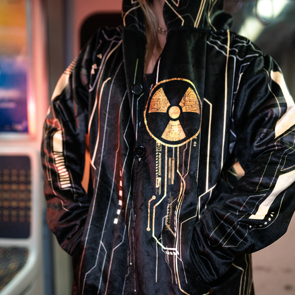 Atomic Cloak