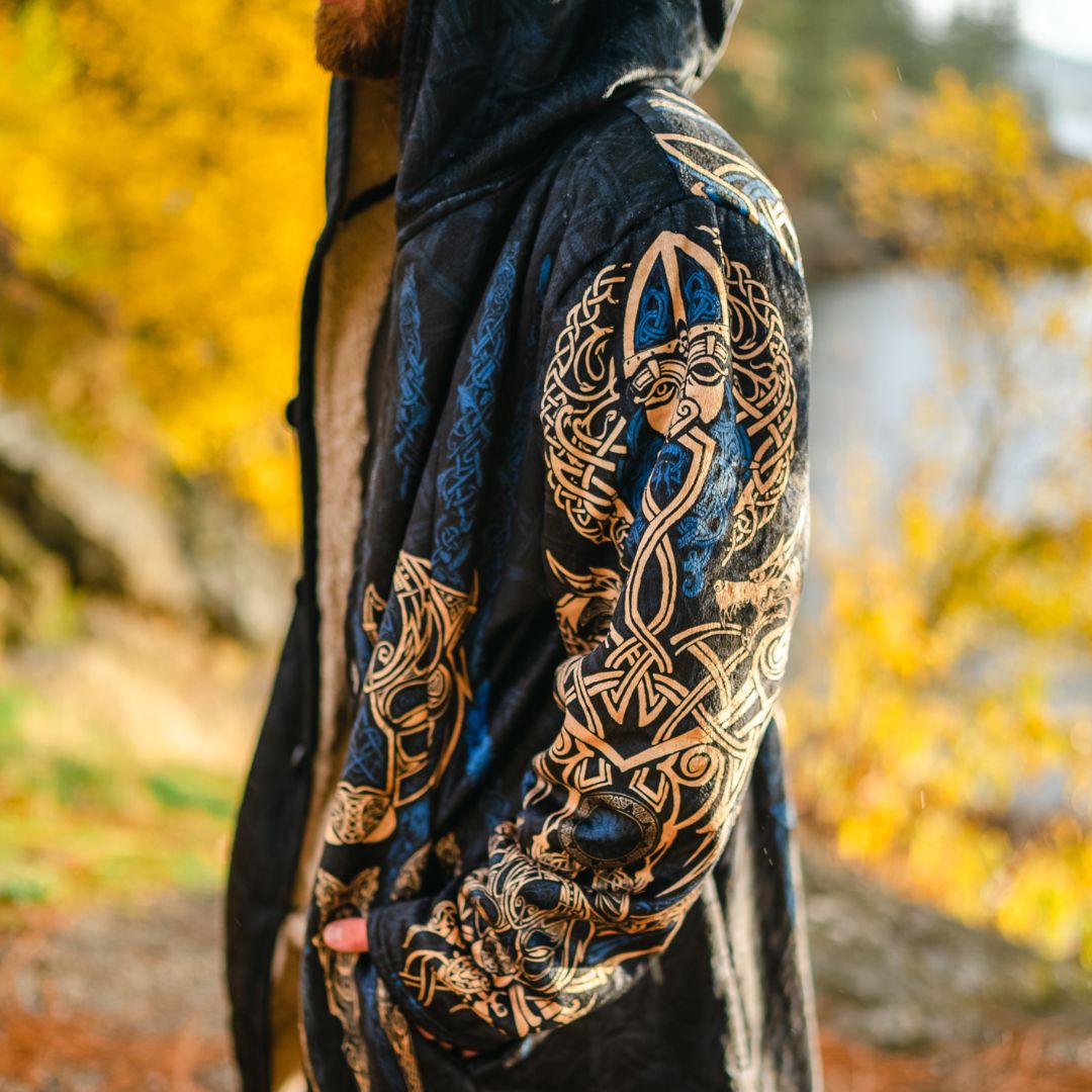 Björn Cloak – Lunafide