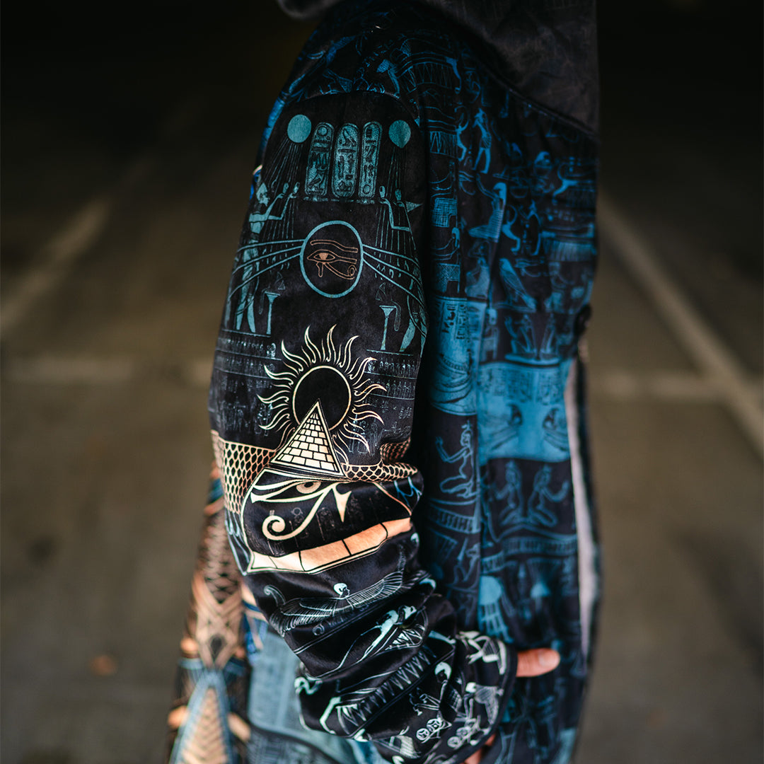 Cloak Queen Aset Cloak