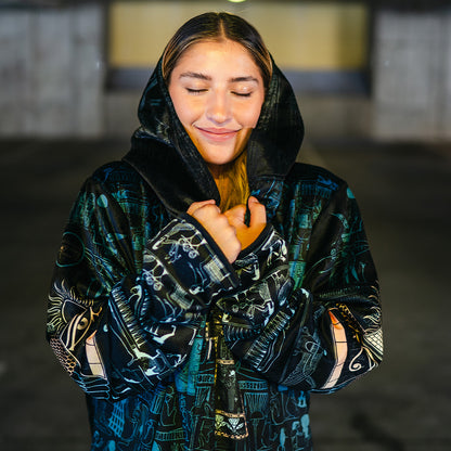 Cloak Queen Aset Cloak