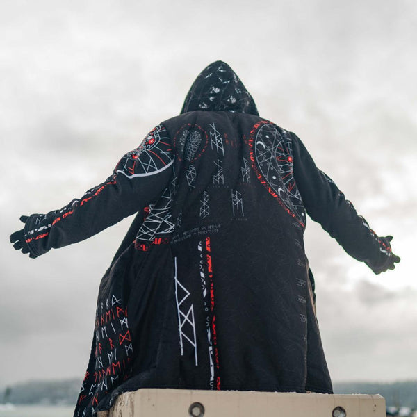 Nine Worlds Cloak – Lunafide