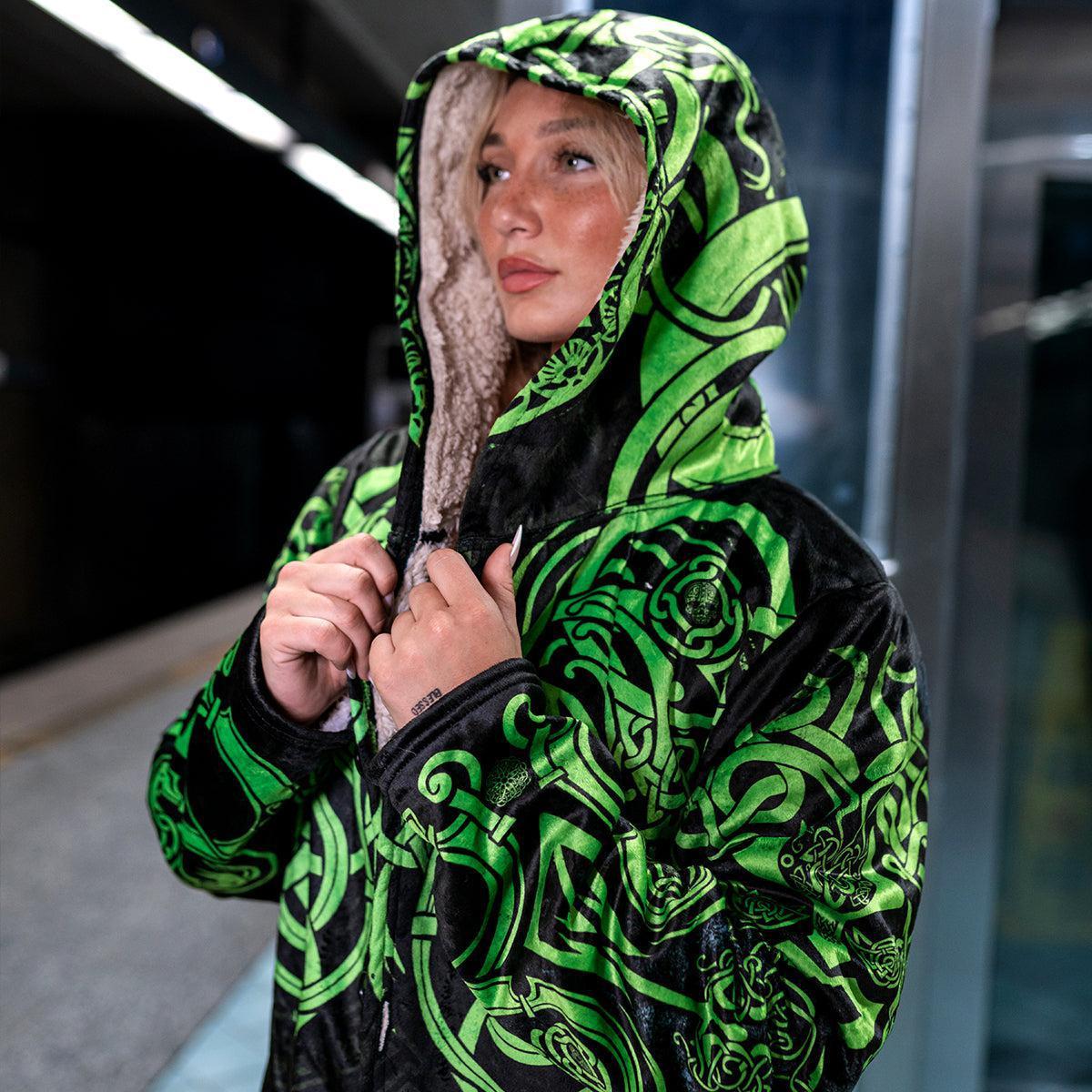 Cloak XS / Beige Sherpa Medusa Cloak - Snake Edition 502-CLOAK_XS_MEDGR