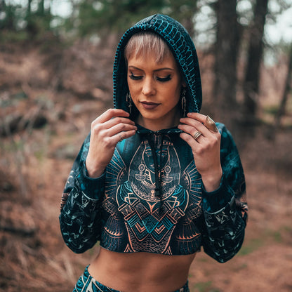 Crop Hoodie Queen Aset Crop Hoodie