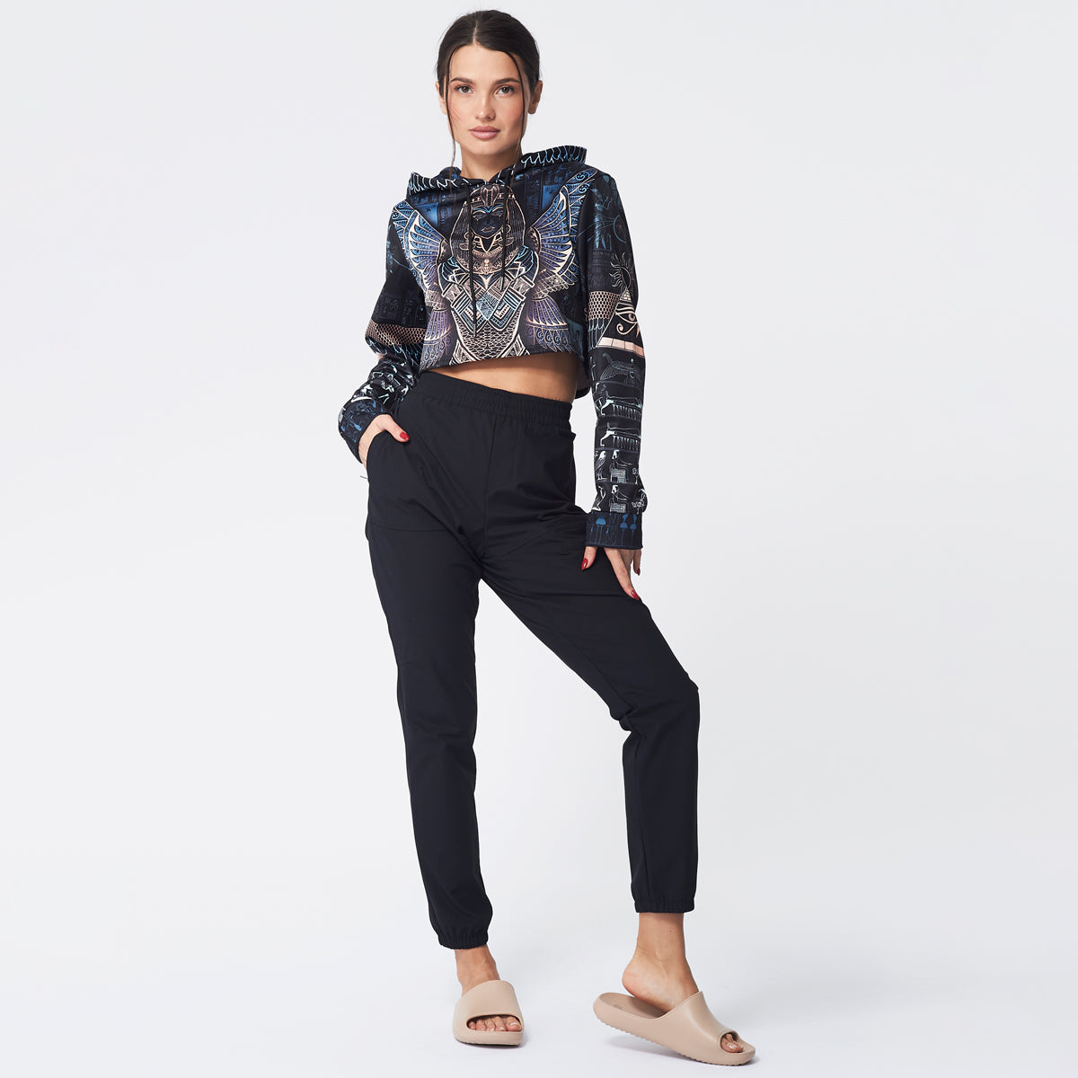 Crop Hoodie Queen Aset Crop Hoodie