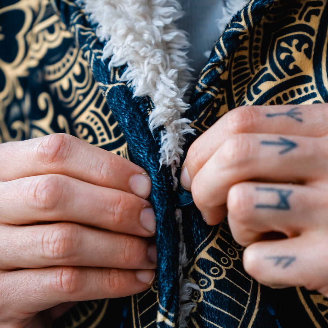 The Kali Cloak – Lunafide