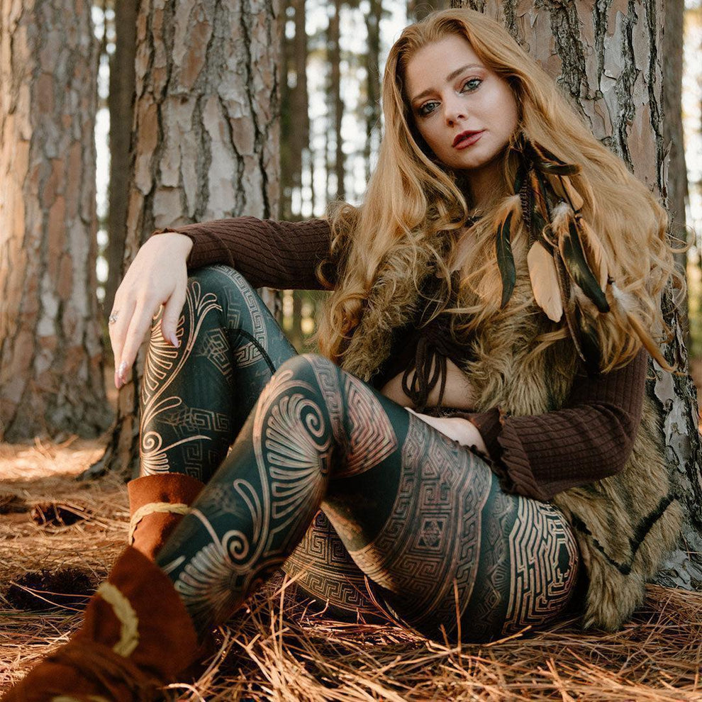 Labyrinth Cutout Legging