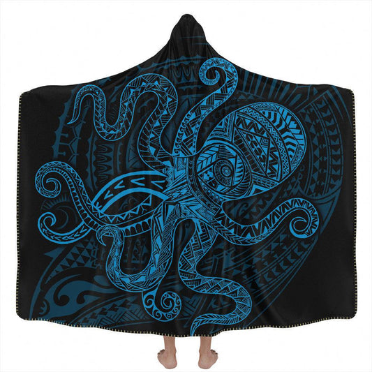 Mariana Hooded Blanket