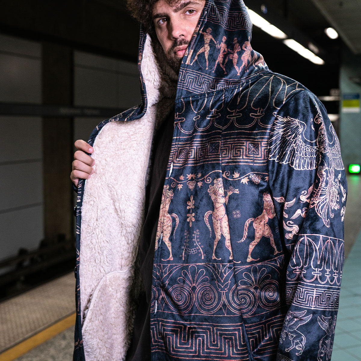 The Phoenix Cloak – Lunafide