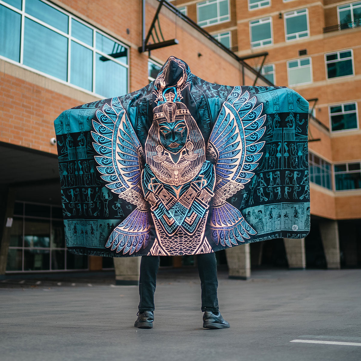 Queen Aset Hooded Blanket – Lunafide