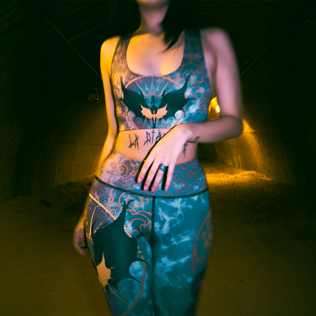 Sports Crop Dragon Rider Sports Crop