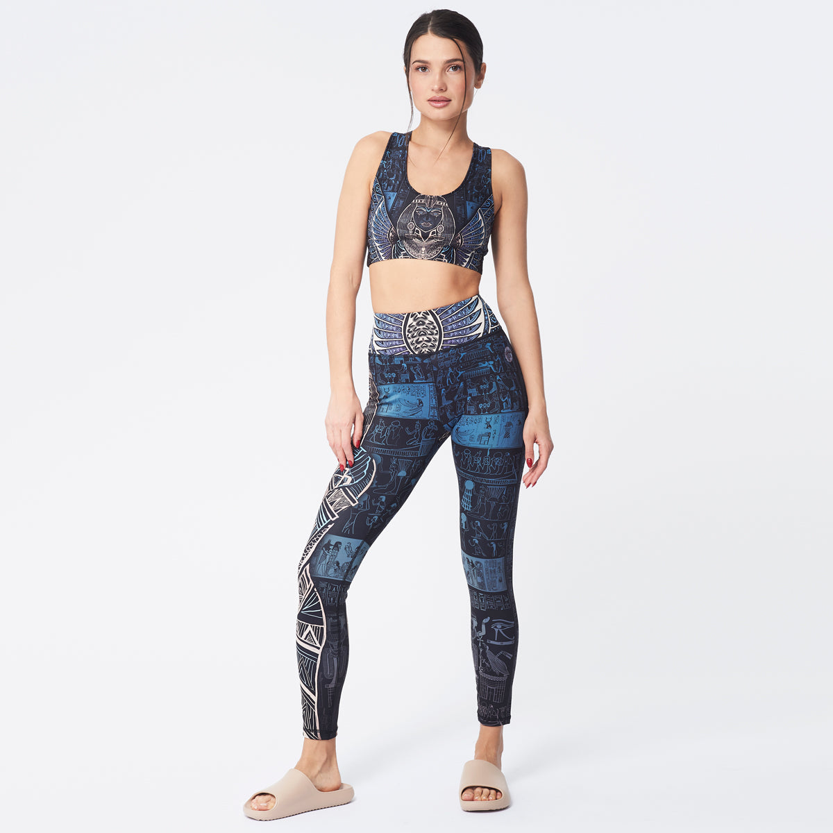 Sports Crop Queen Aset Sports Crop