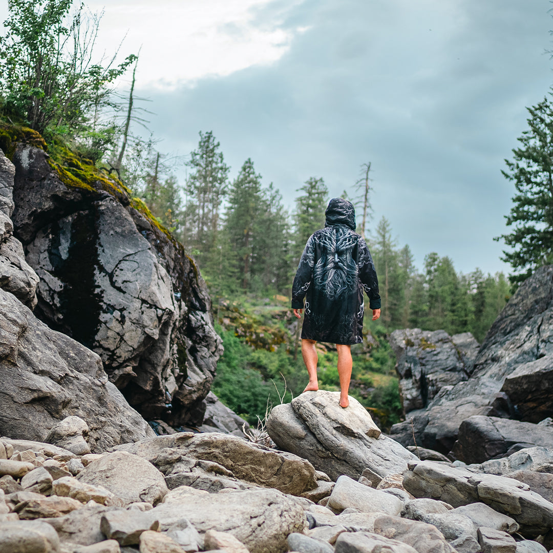 Ultra Cloak Dark Throne Ultra Cloak