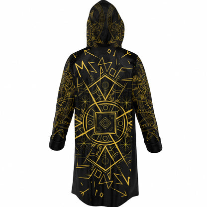 Ultra Cloak Helm of Disguise Ultra Cloak