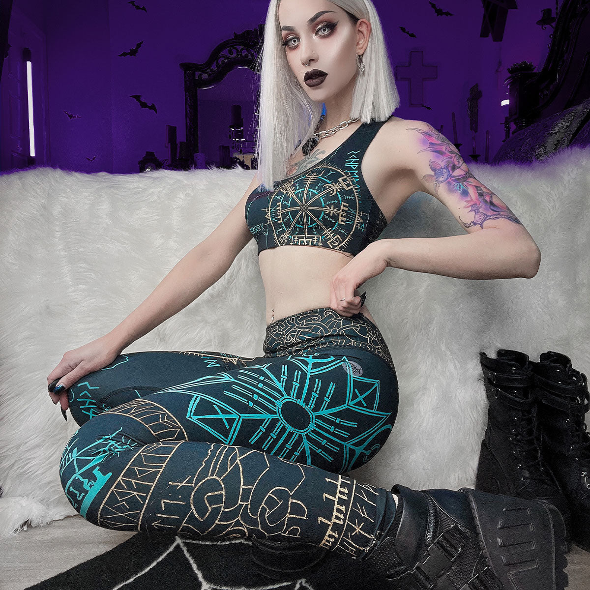 Vegvisir Limited Sports Crop and Leggings Set