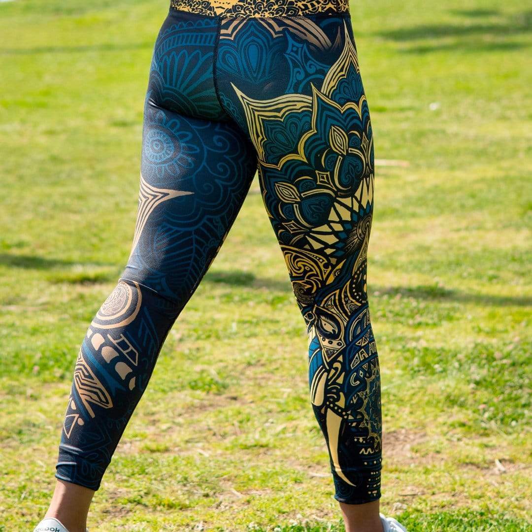 Mandala Laser Cut Legging for women in the color Saphir